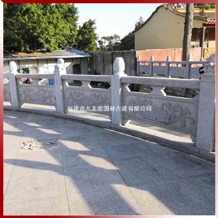 寺廟石雕欄桿圖片